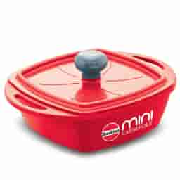 Hawkins 0.75 Litre Mini Square Casserole with Lid - Red