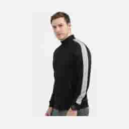 Reebok Black Polyester Jacket - Sporty and Durable