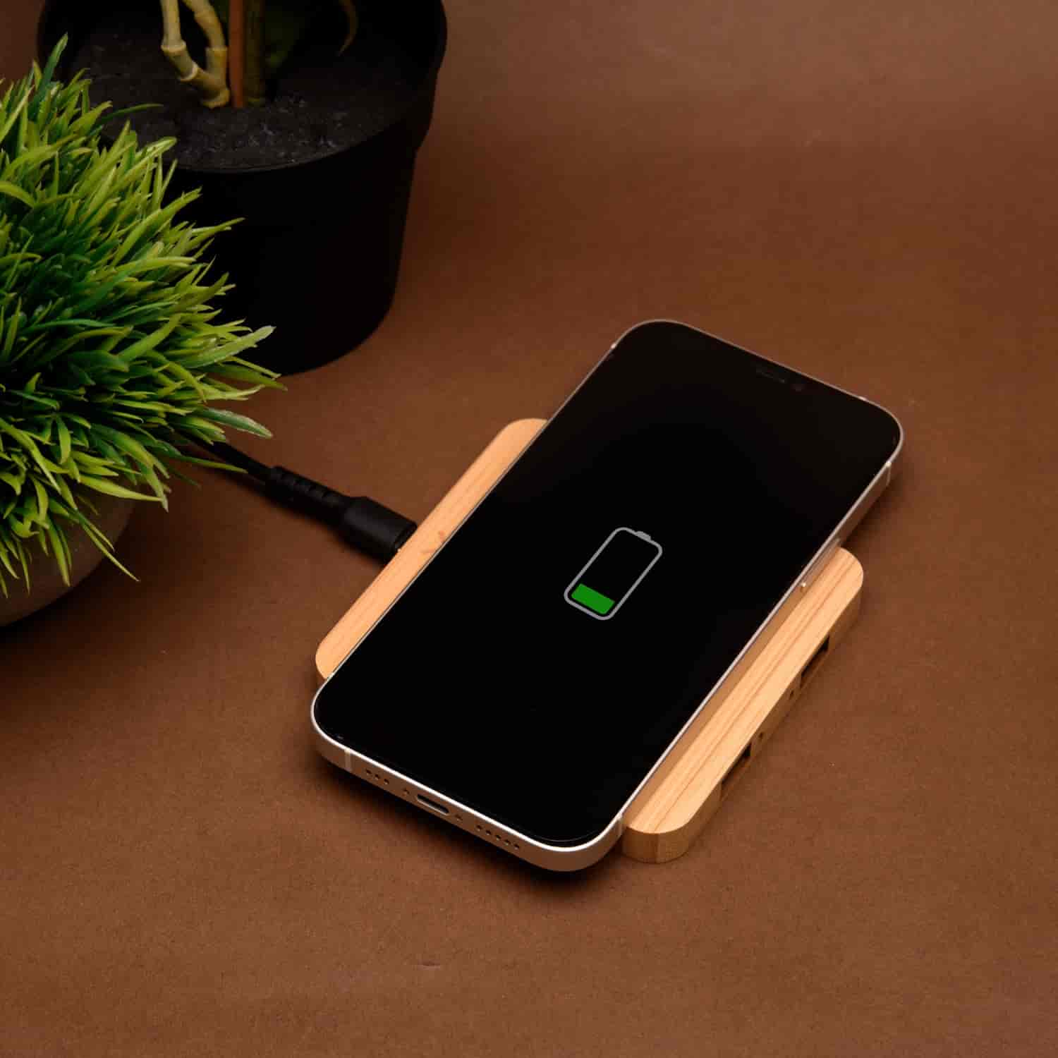 Wangari Pine 15W Square Bamboo Wireless Charger With USB Hub